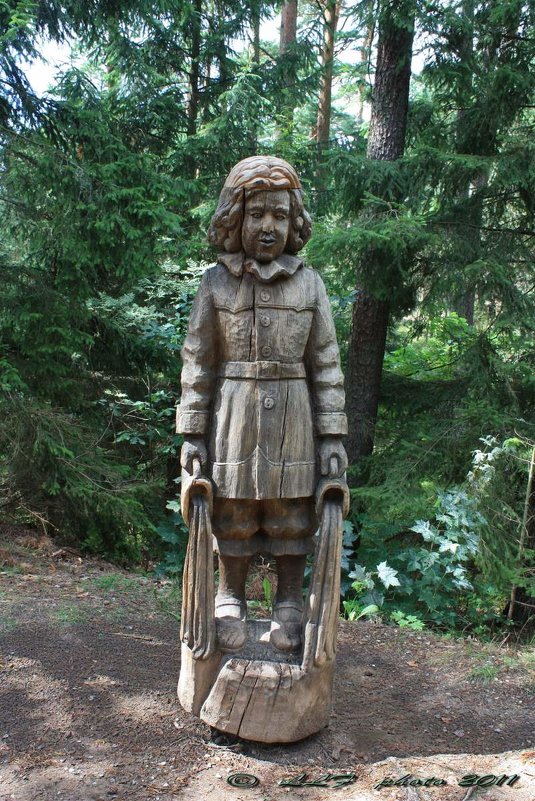 "Ведьмина гора" - парк деревянных скульптур. - Liudmila LLF