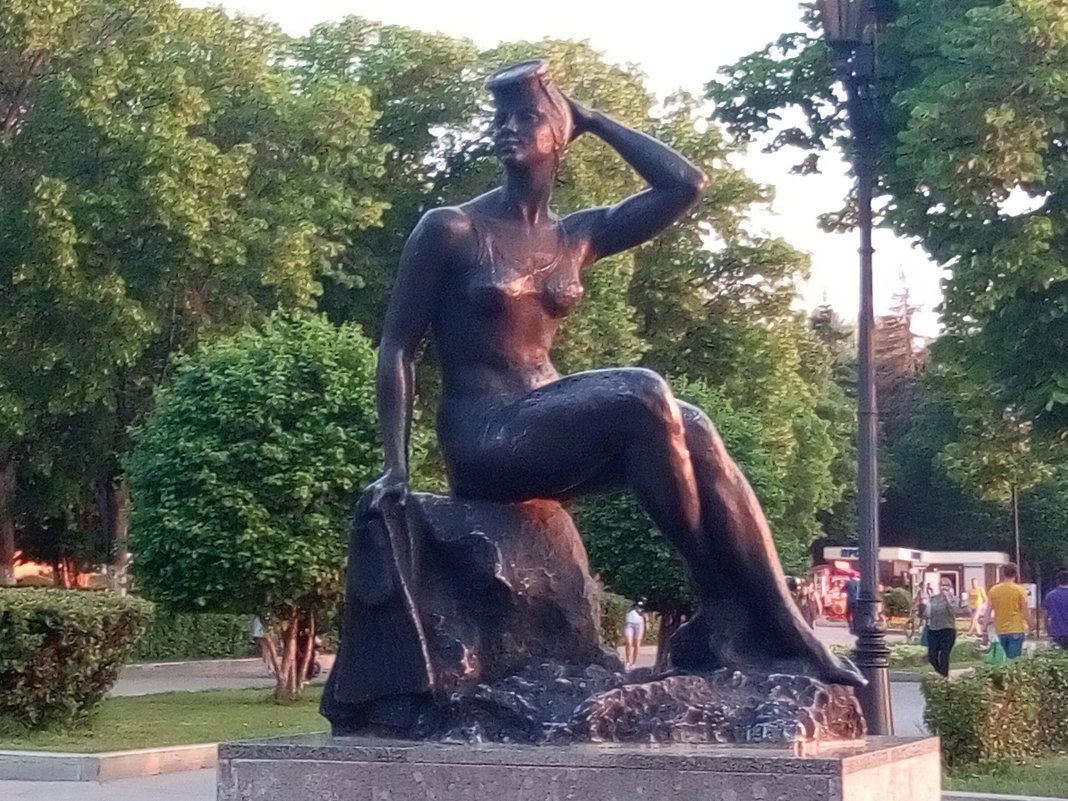 Скульптура  "Купальщица" - марина ковшова 