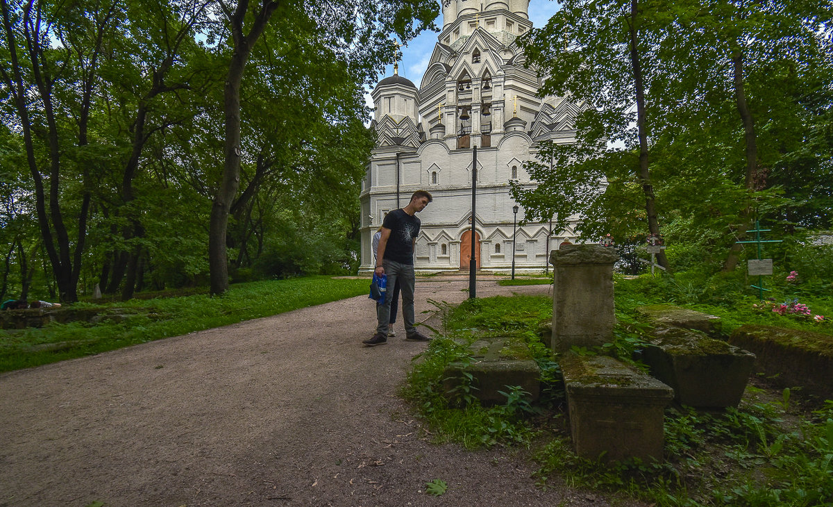 В Коломенском - юрий поляков