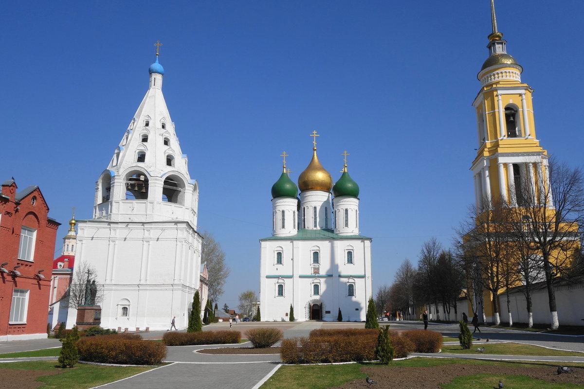 Соборная площадь - Маргарита Батырева