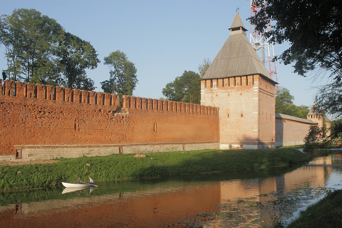 Смоленская крепость - Тарас Золотько