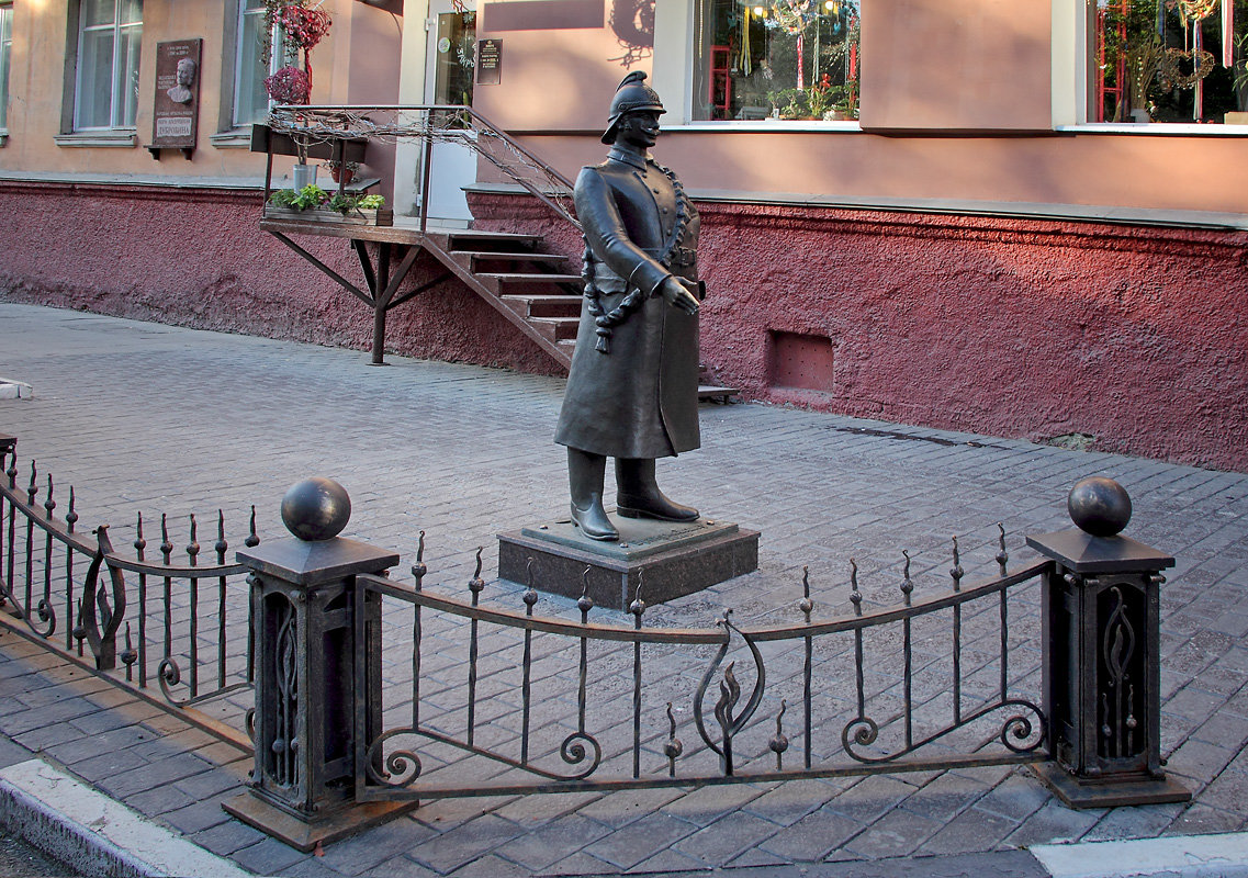 Памятник "Брандмейстер города". Саратов - MILAV V
