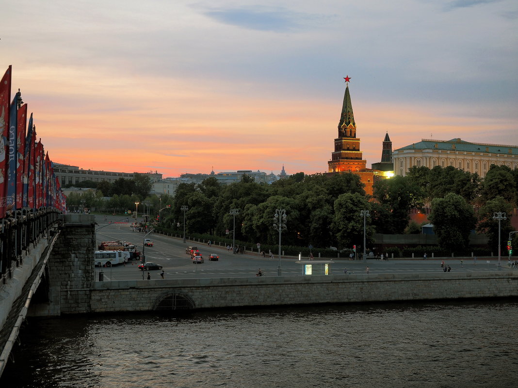 Закат в центре Москвы. - Евгений Седов