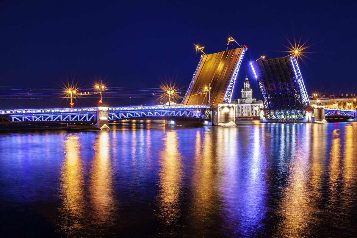 Дворцовый мост СПб - Руслан Лиманский