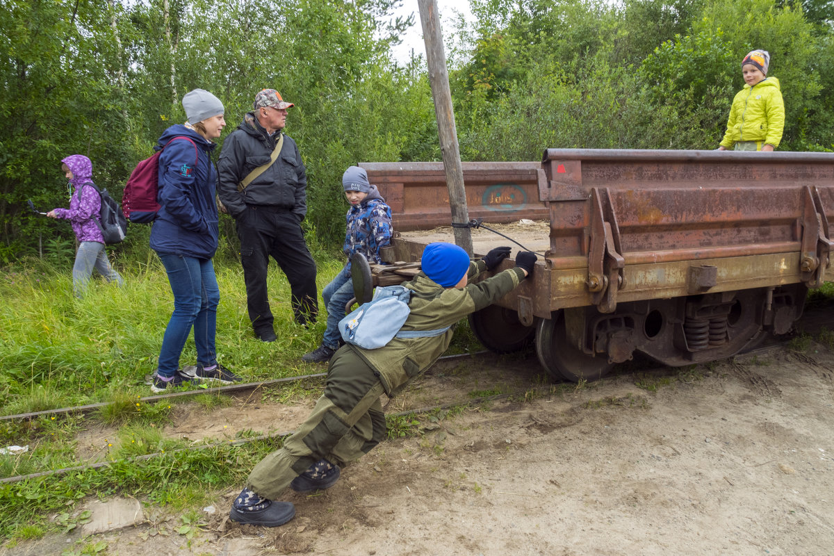 В поселке Белое озеро. Начало путешествия - Владимир Шибинский