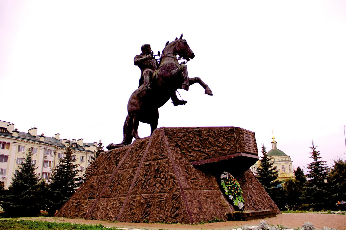 Памятник генералу А.П. Ермолову в Орле. - Борис Митрохин