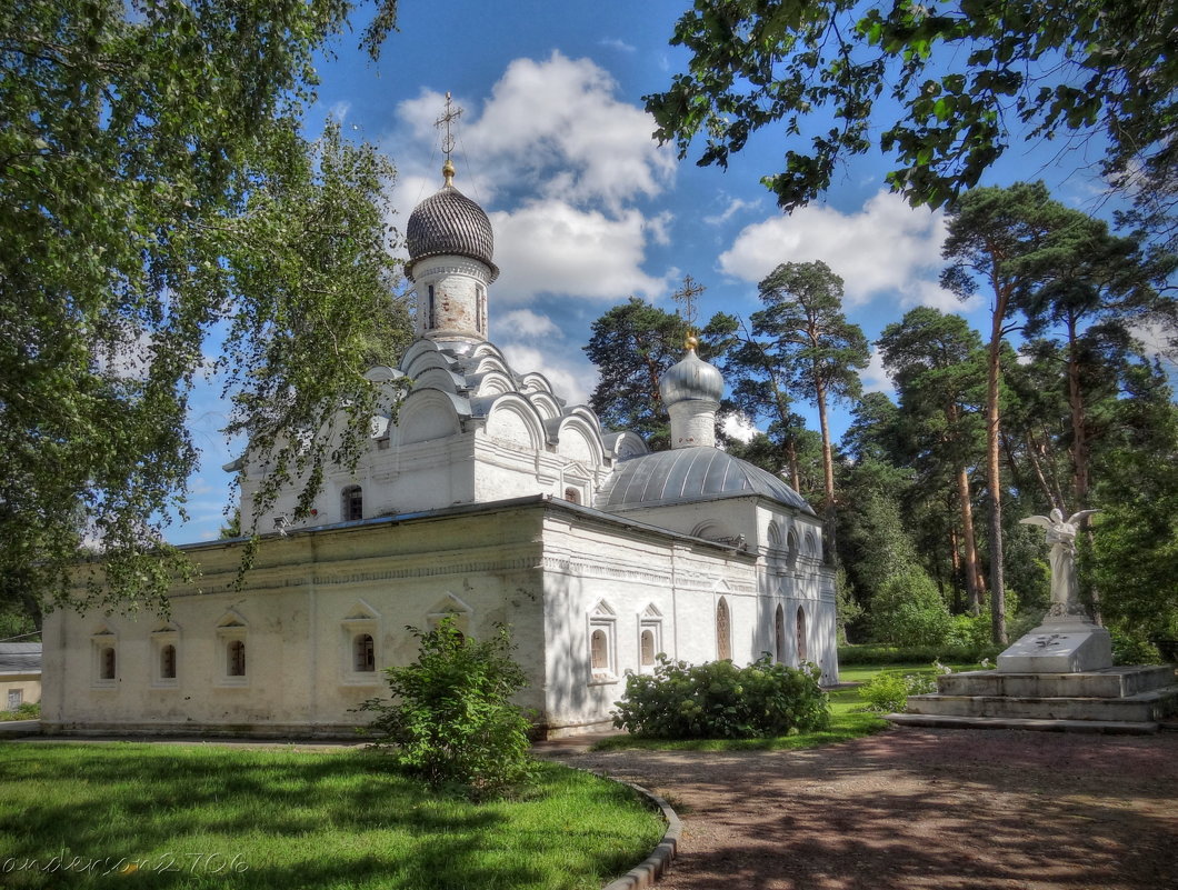 Церковь Михаила Архангела - Andrey Lomakin