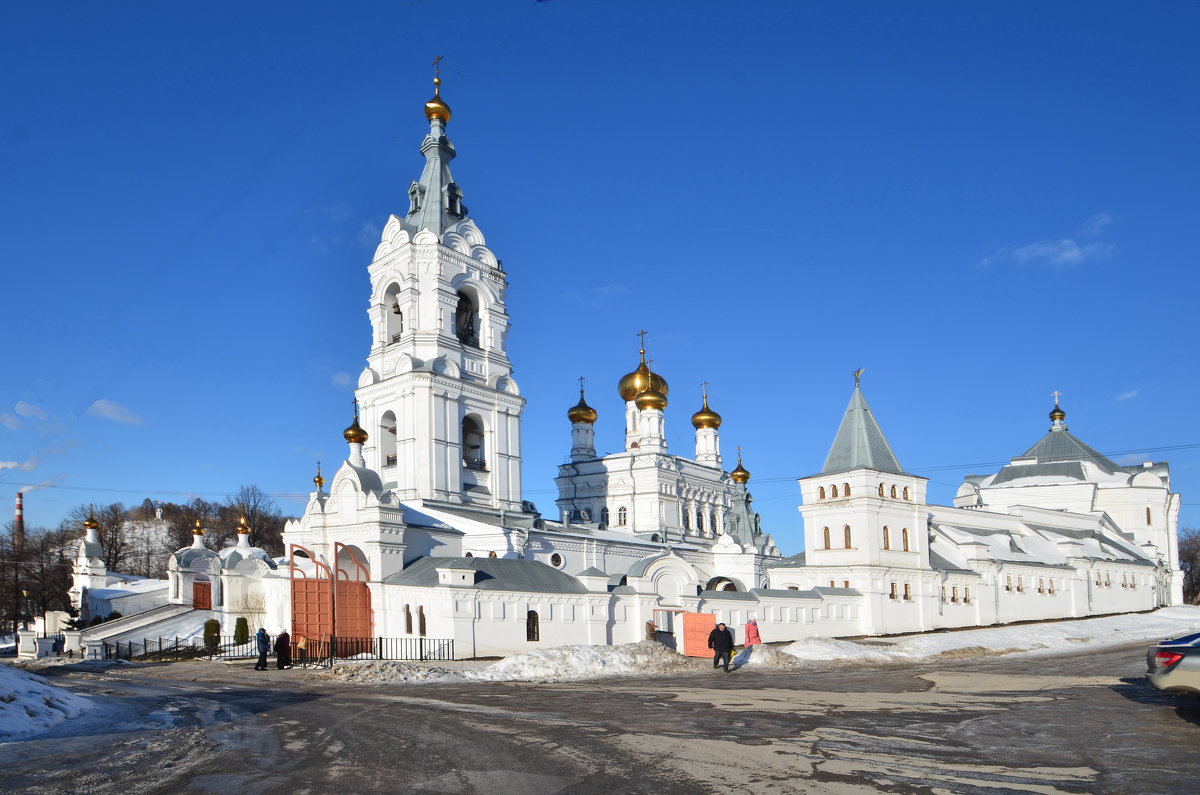мужской монастырь - Константин Трапезников
