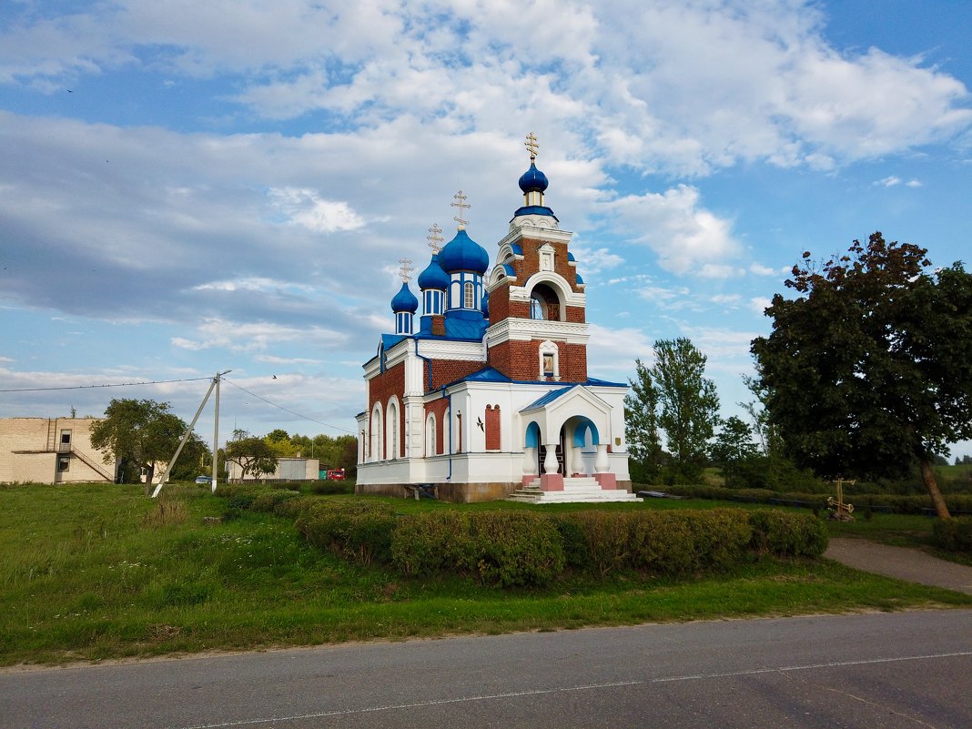 Деревенская церковь - Teresa Valaine