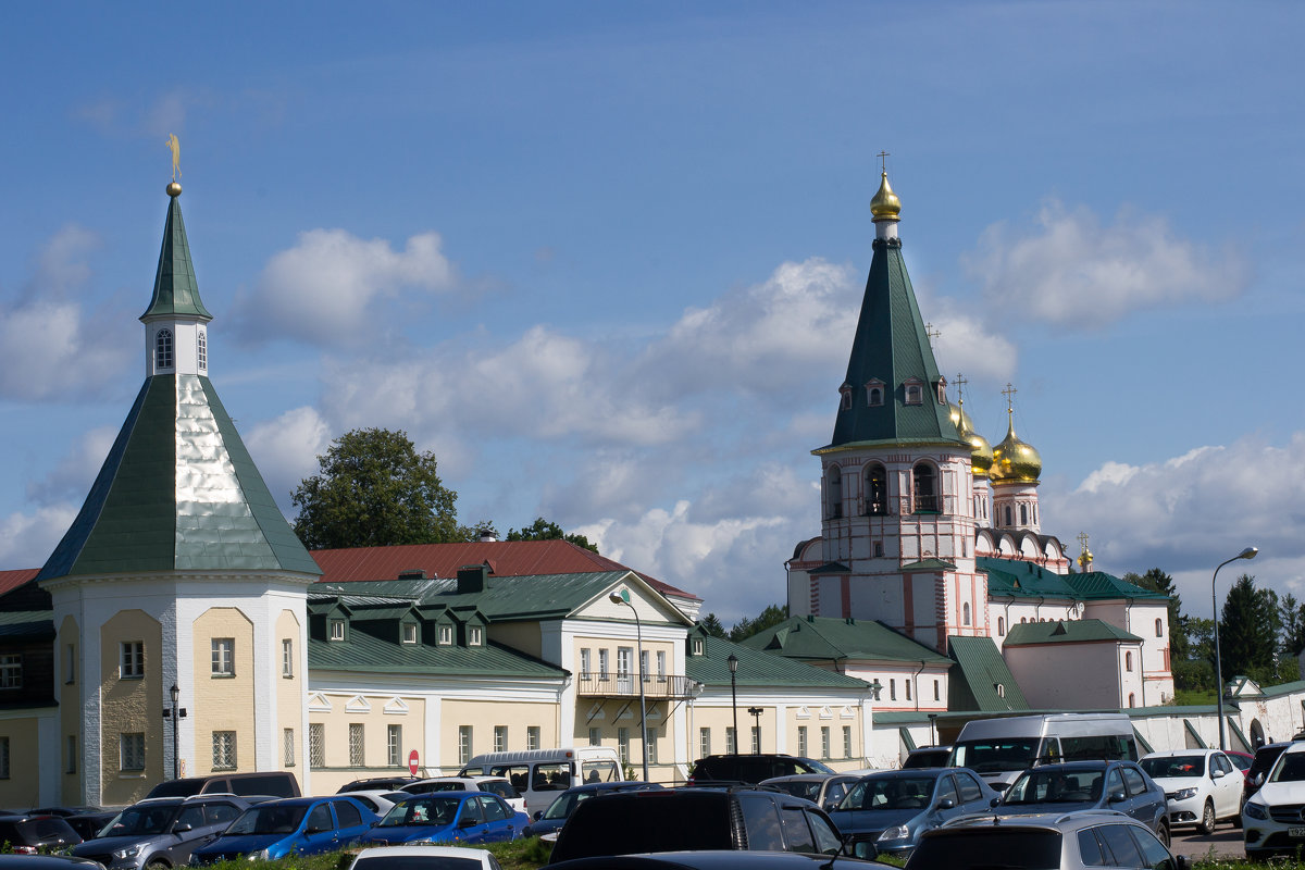 Валдайский Иверский Святоозерский мужской монастырь - Сергей Цымбалов