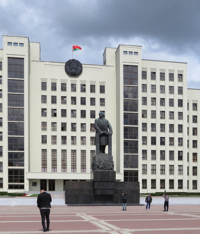 Дом правительства и памятник Ленину - Вера Щукина