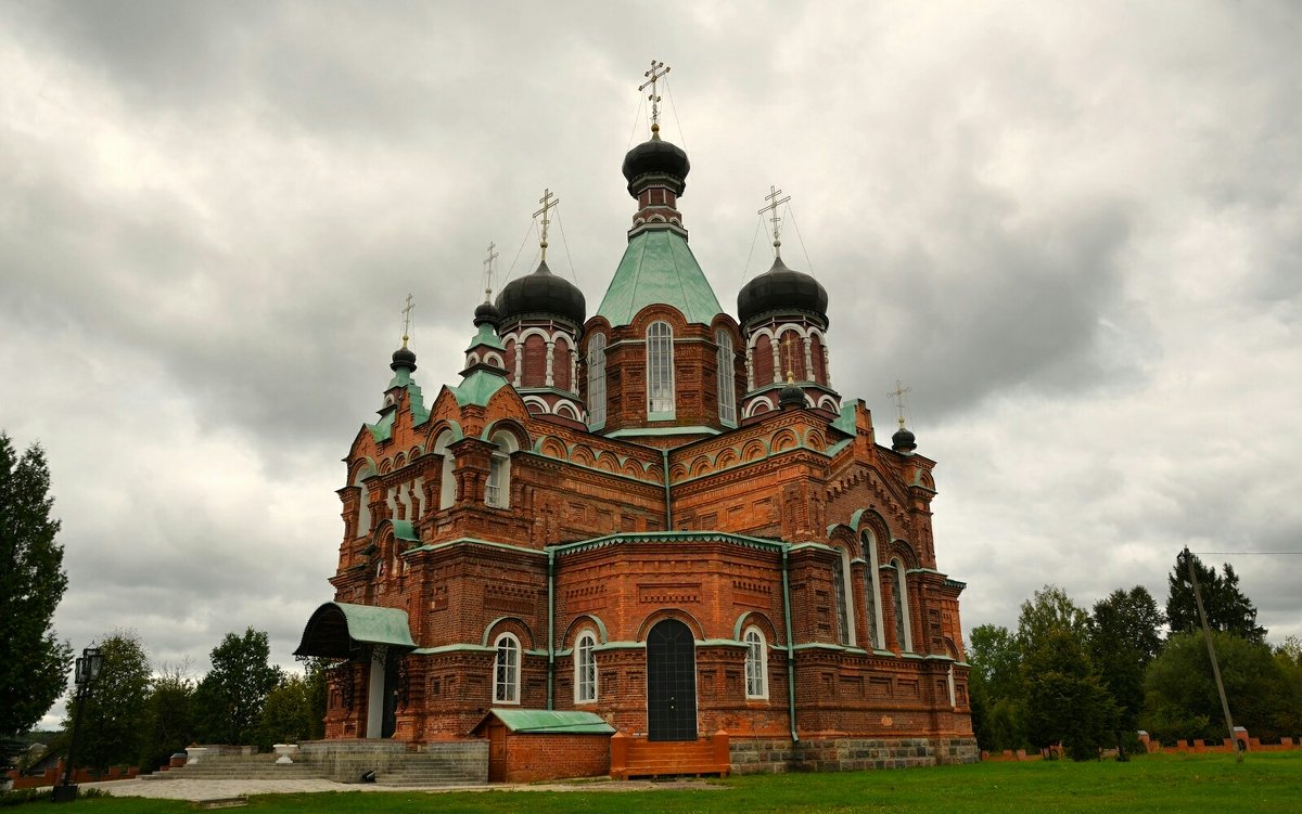 Церковь Петра и Павла (другой ракурс) - Милешкин Владимир Алексеевич 