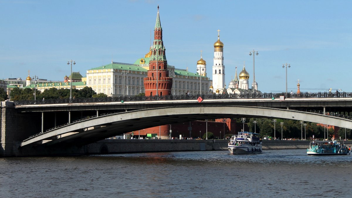 По Москве реке - Горкун Ольга Николаевна 