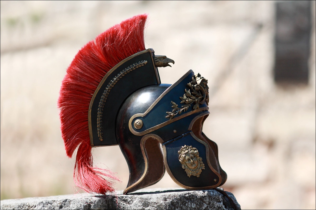 Римский шлем - Анатолий Винник