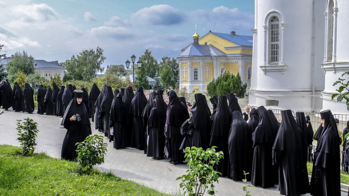 Ladies in black - Георгий А