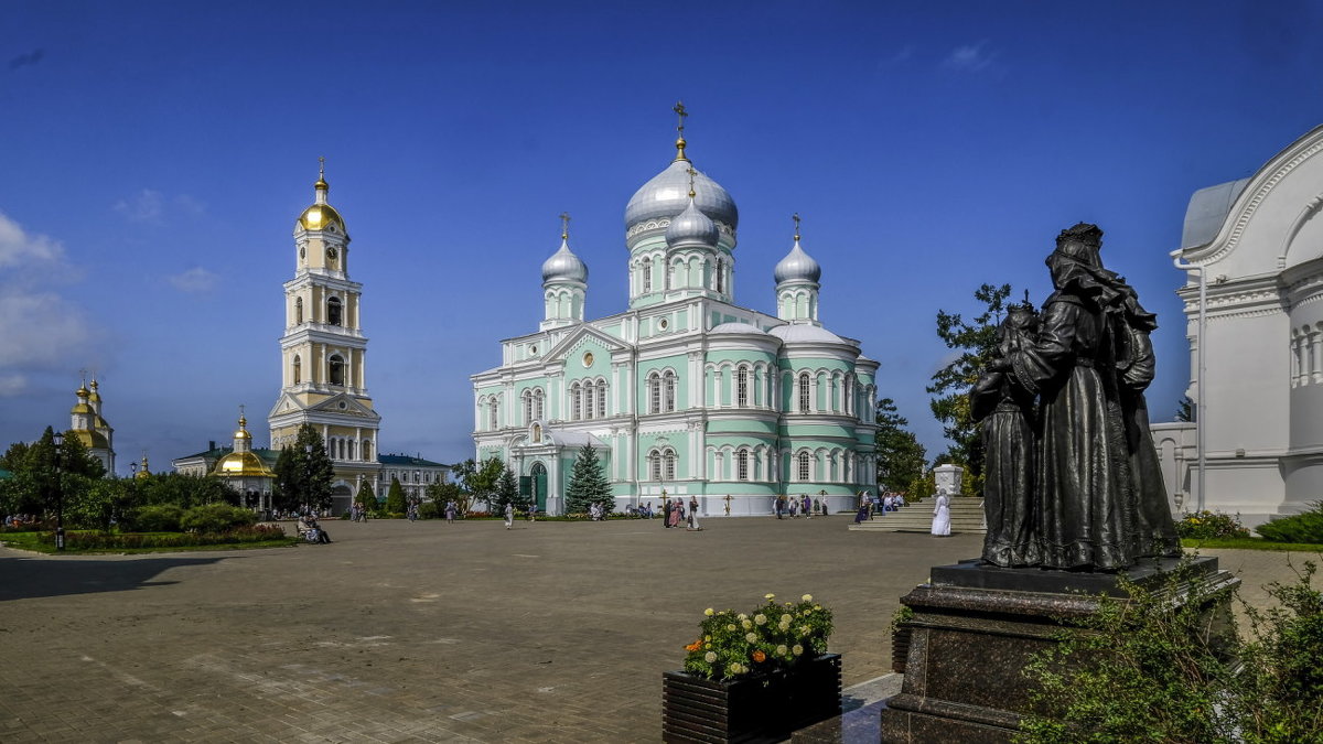 Свято Троицкий Серафима Диведский женский монастырь