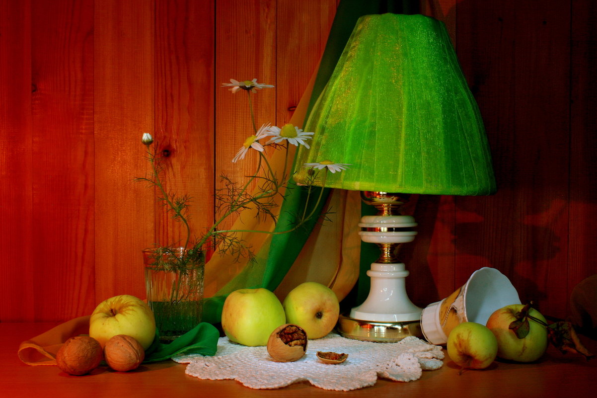 С яблоками и ромашками... - Нэля Лысенко