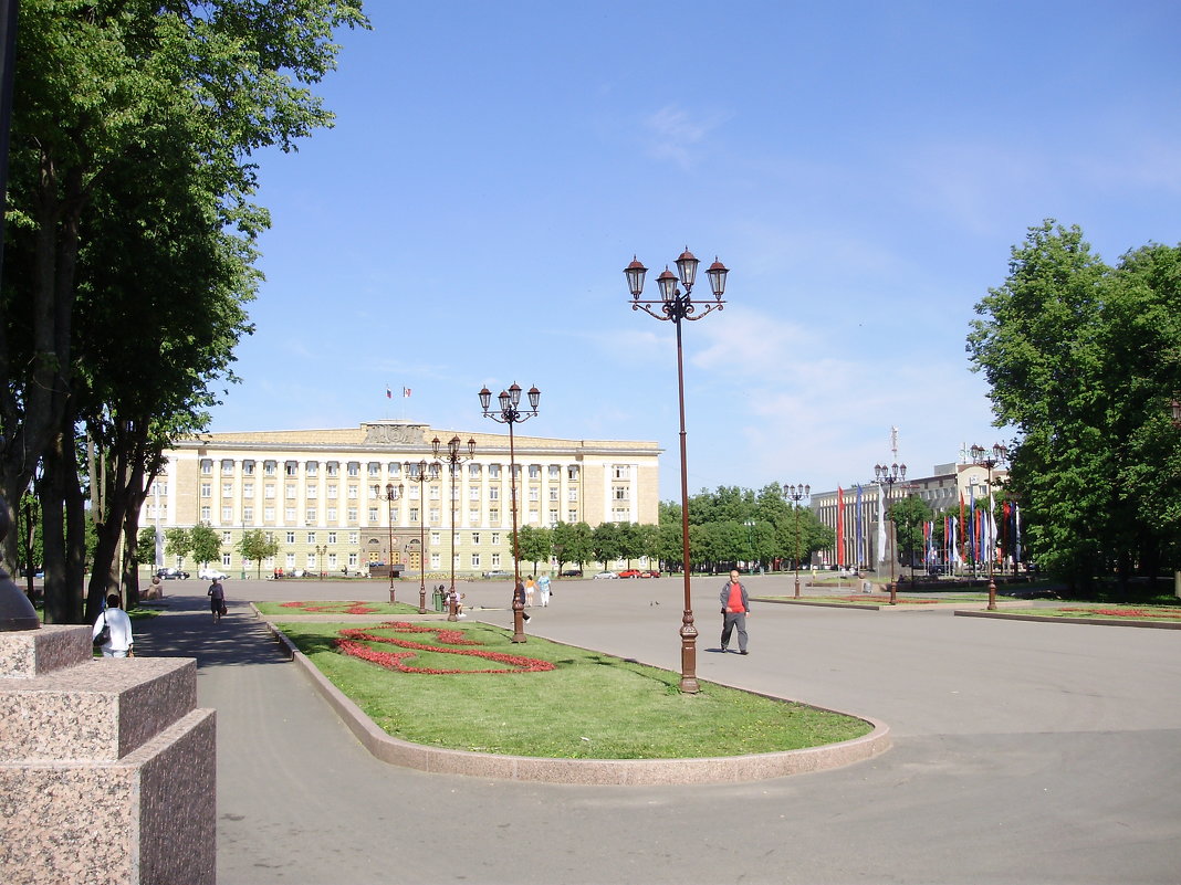 Великий Новгород....Около Софийской площади - Светлана Z.
