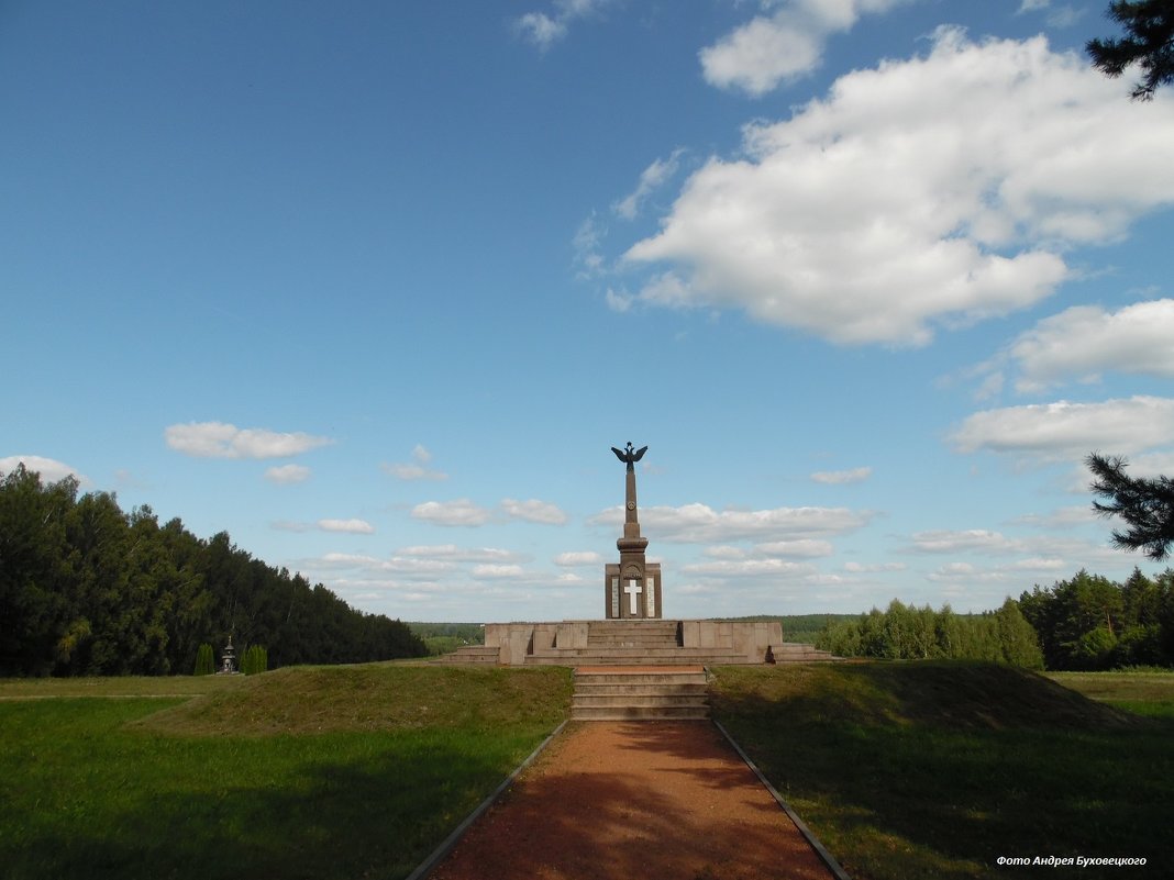 Монумент памяти 1812 года - Андрей Буховецкий
