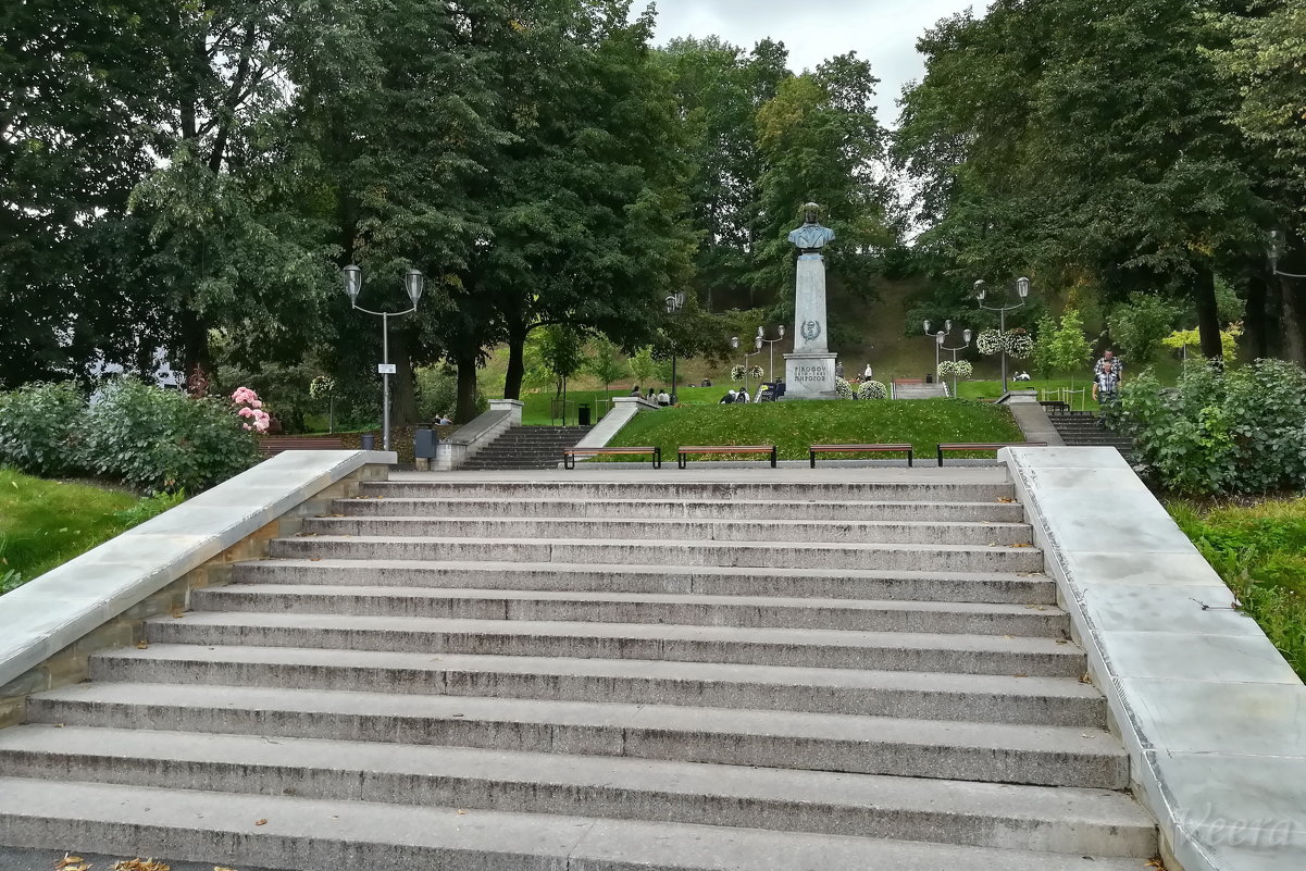 Памятник Пирогову Николаю Ивановичу - veera v