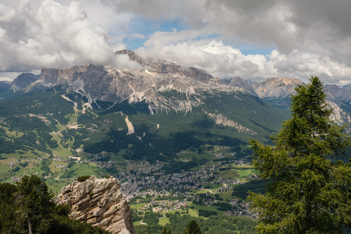 Доломитовые Альпы. Кортина д'Ампеццо. Вид с горы Фалория. - Надежда Лаптева