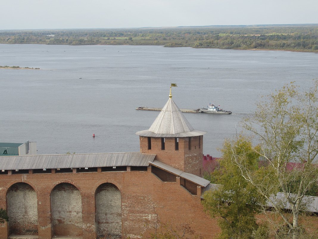 Кремлёвская башня - Лариса 