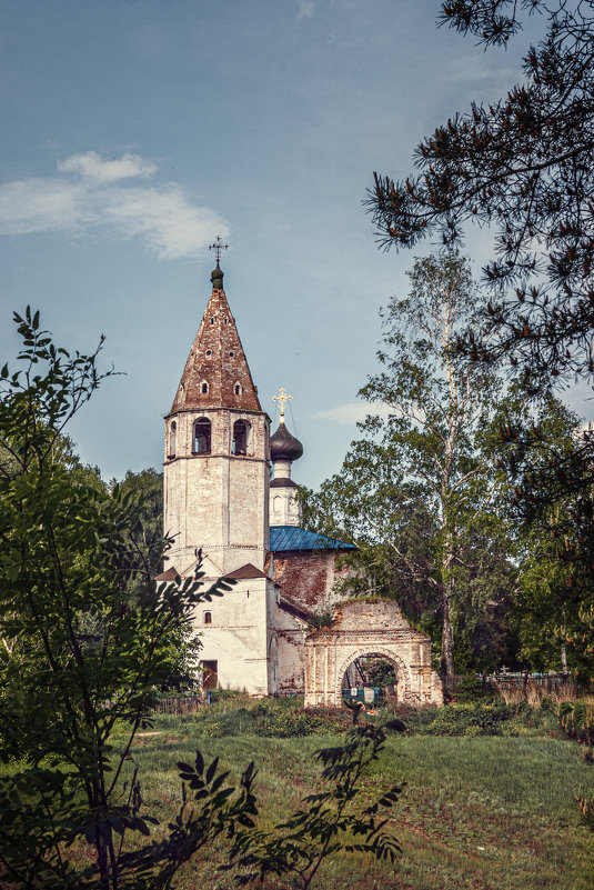 Каменная церковь - Нина Богданова
