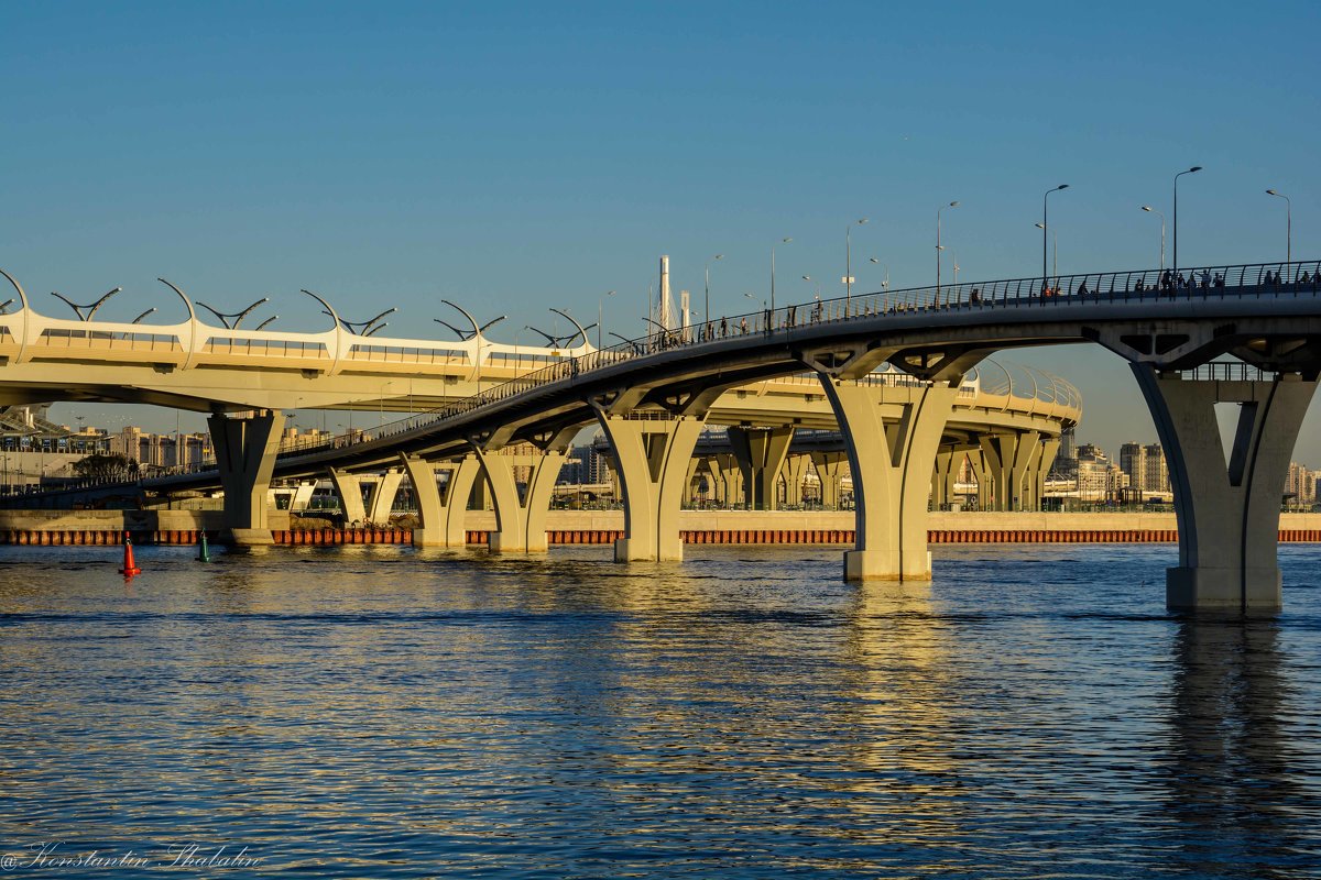 Яхтенный мост - Константин Шабалин