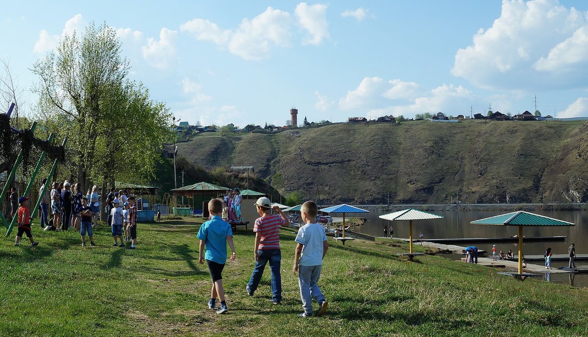 На природу всем классом... - Зинаида Каширина