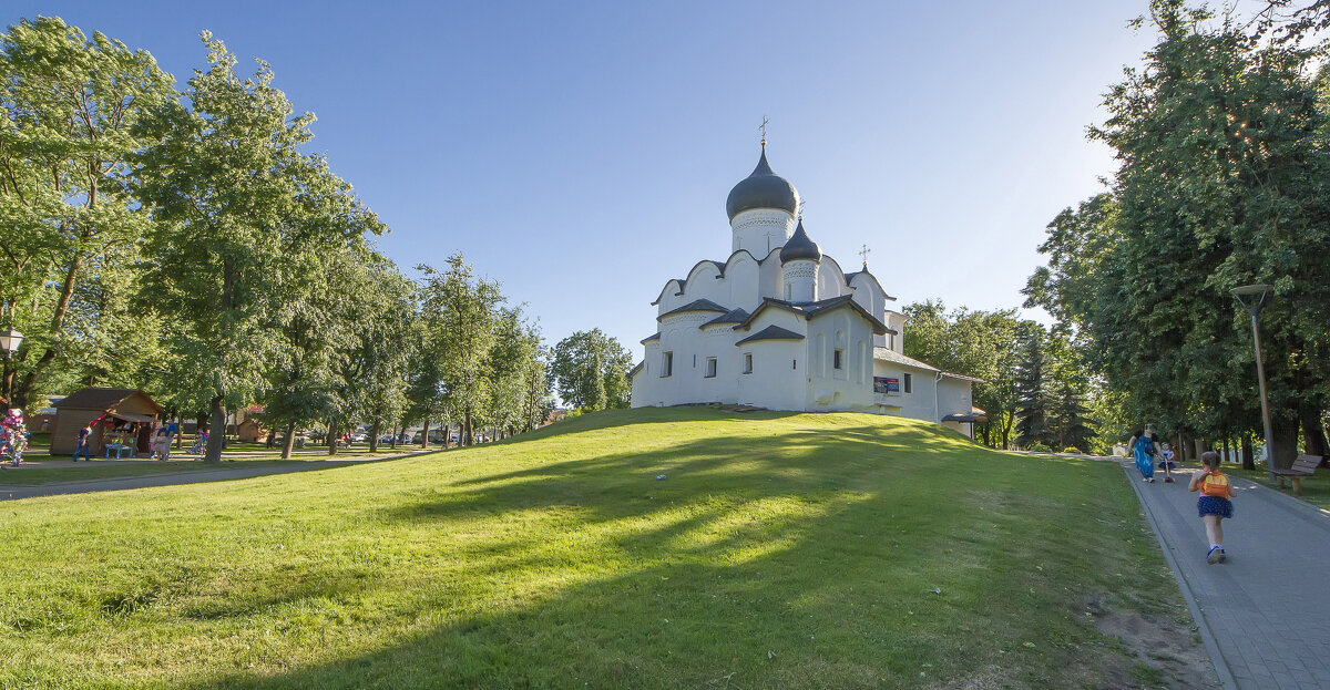 Псков. Церковь Василия на Горке - leo yagonen