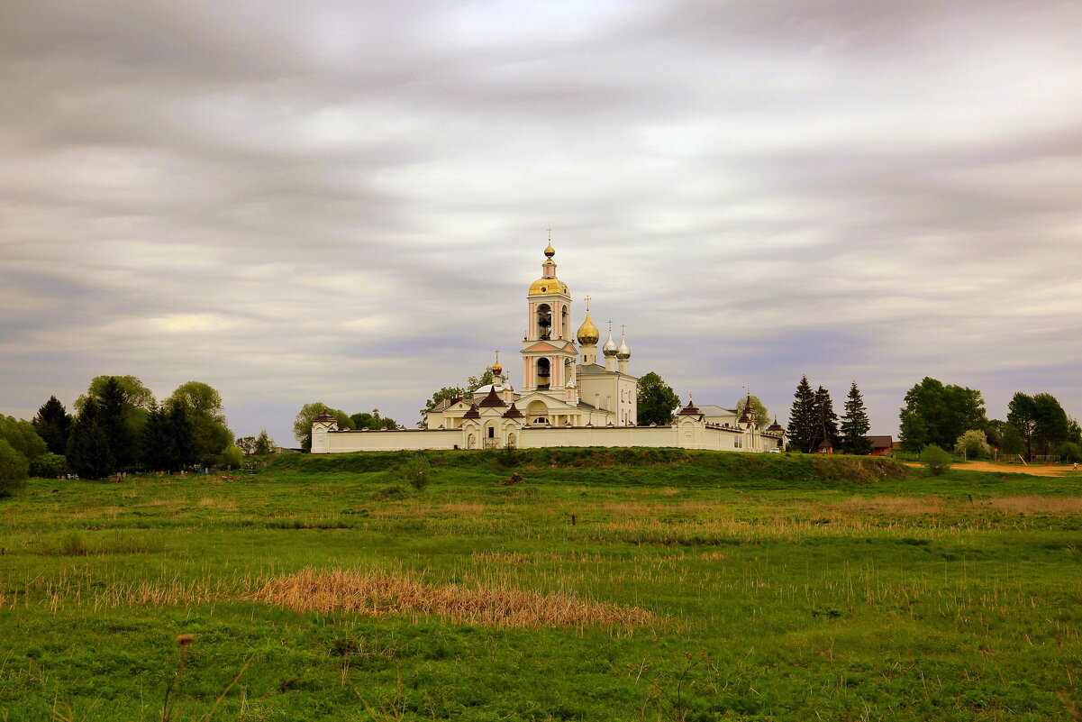 Мужской монастырь Животворящего Креста Господня - Юрий Моченов