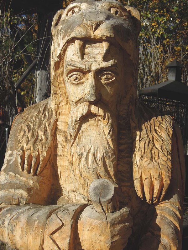 Деревянный ведун (вещун, волхв) в этнопарке Киевская Русь - Тамара Бедай 
