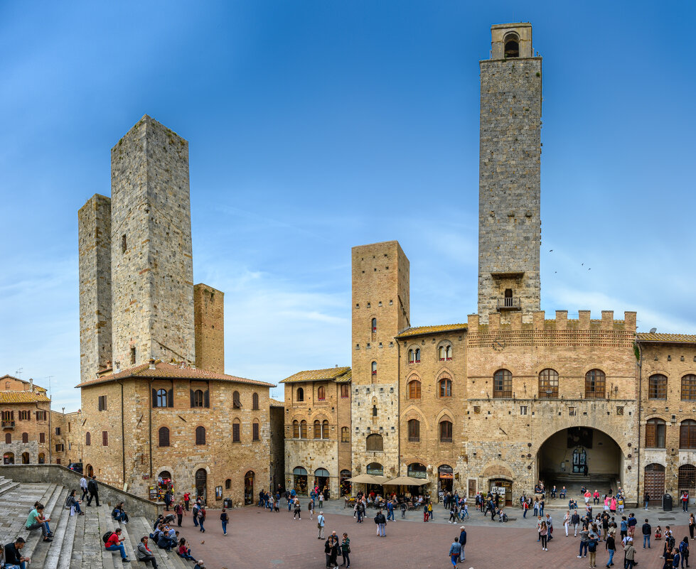 Piazza Duomo San Gimignano - Konstantin Rohn