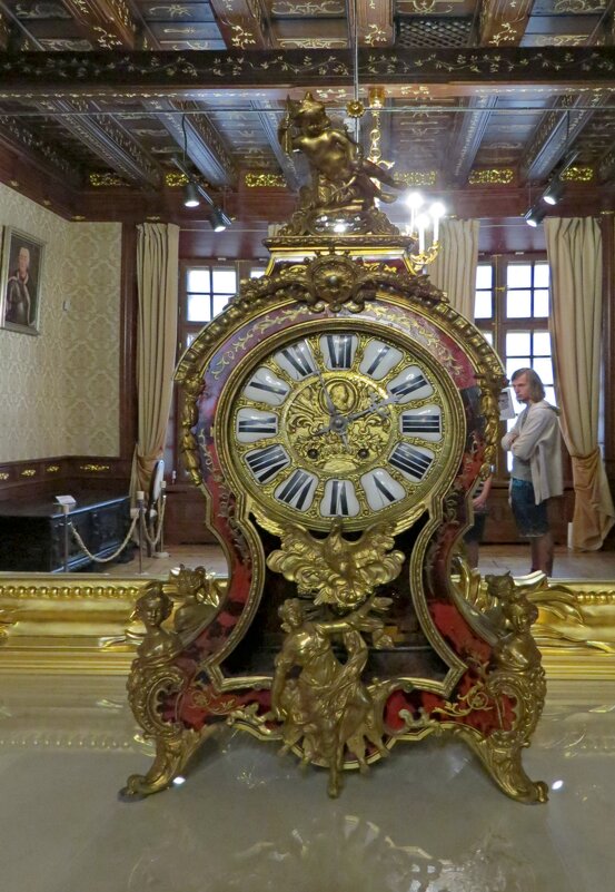 Часы - Вера Щукина