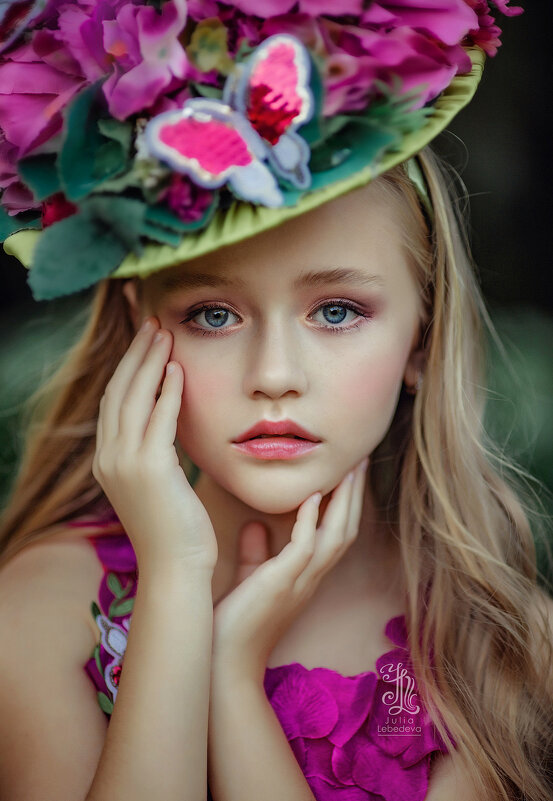 Flower fairy - Julia Lebedeva