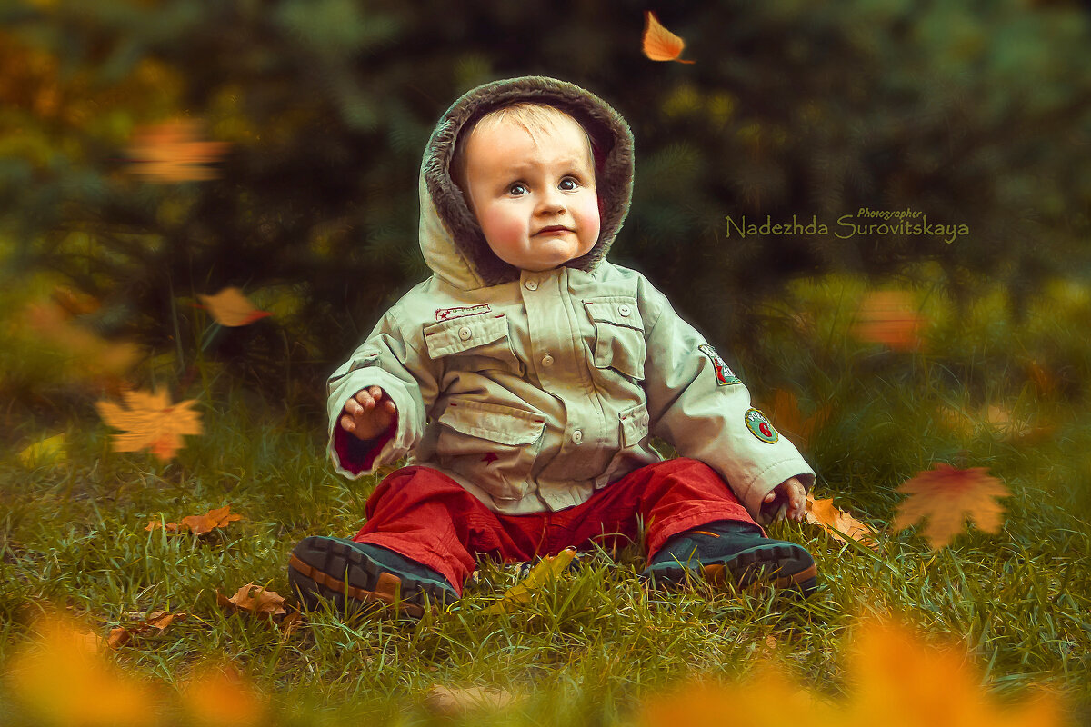 Мальчик на траве... - Nadine Surovitskaya