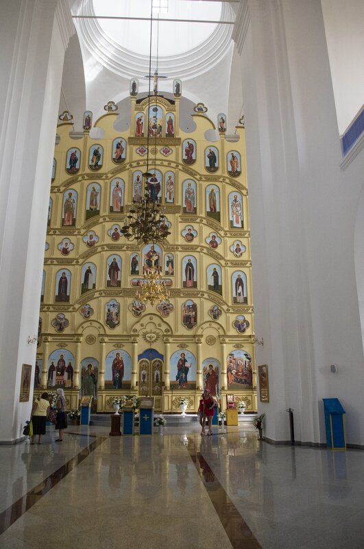 Алтарь Успенского собора Свенского монастыря - Евгений 
