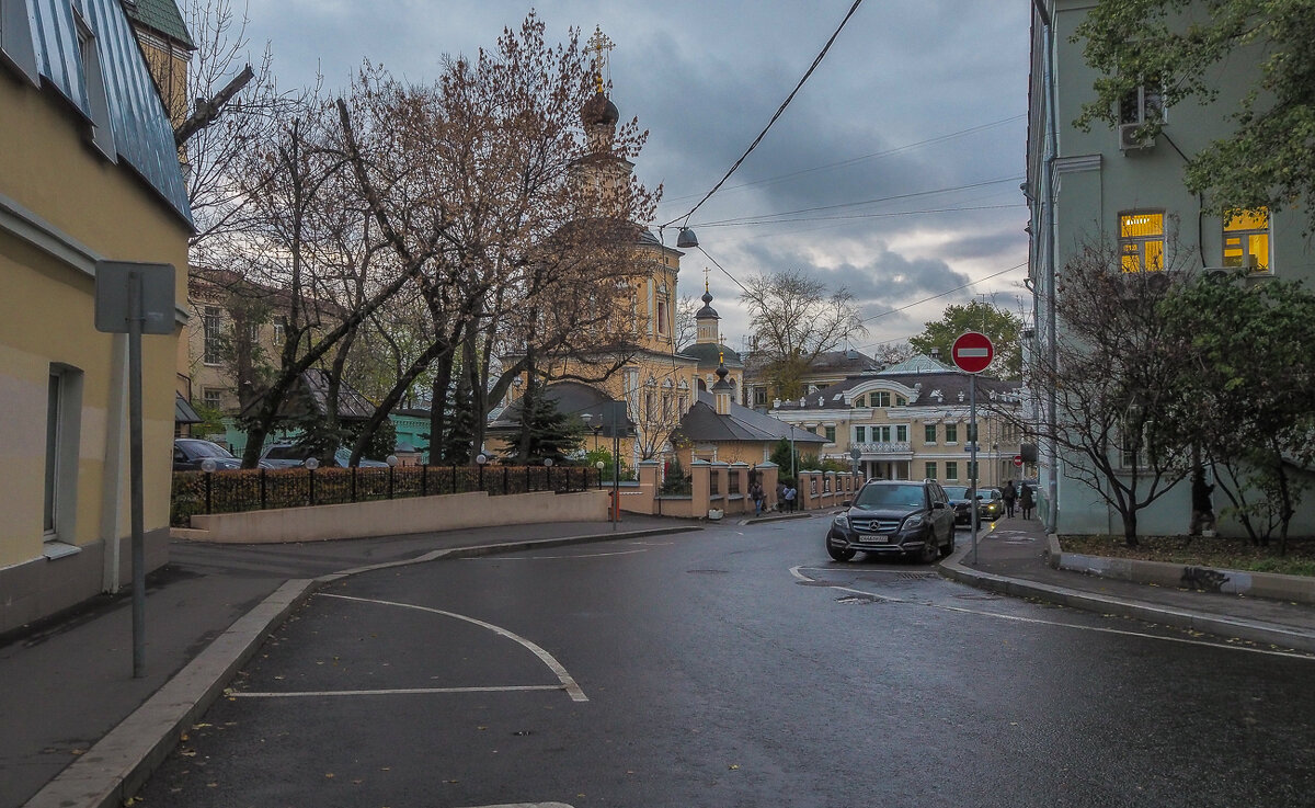 Уголок Москвы - юрий поляков