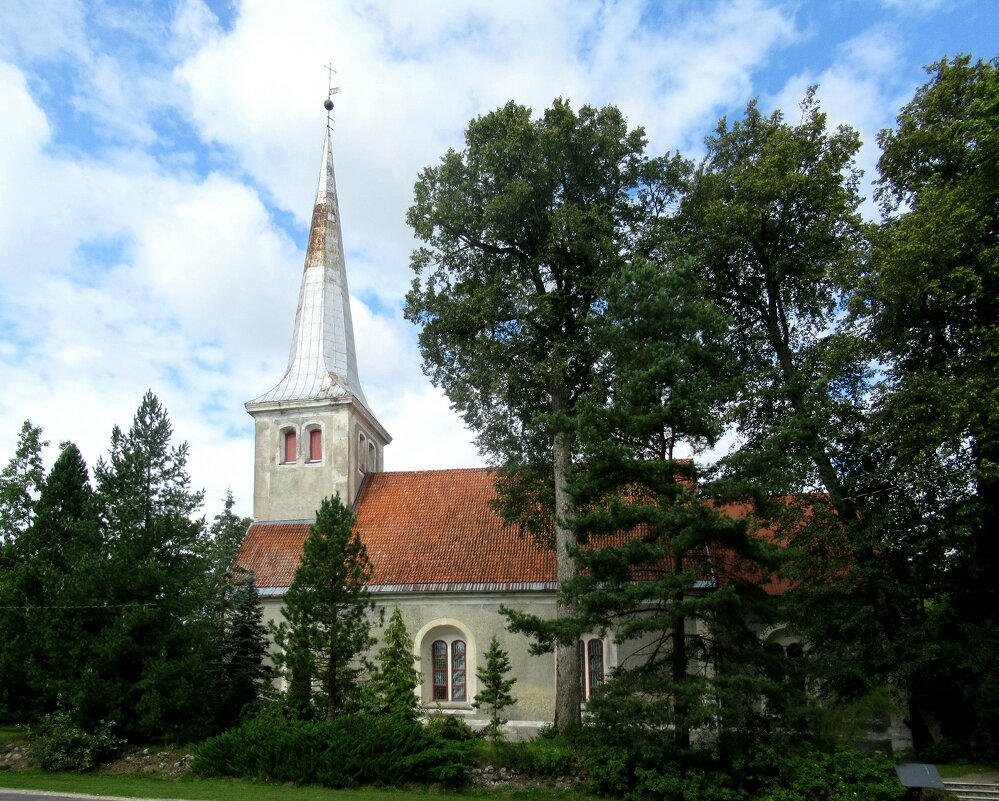 Лютеранская церковь Святого Креста в Аудру - Елена Павлова (Смолова)