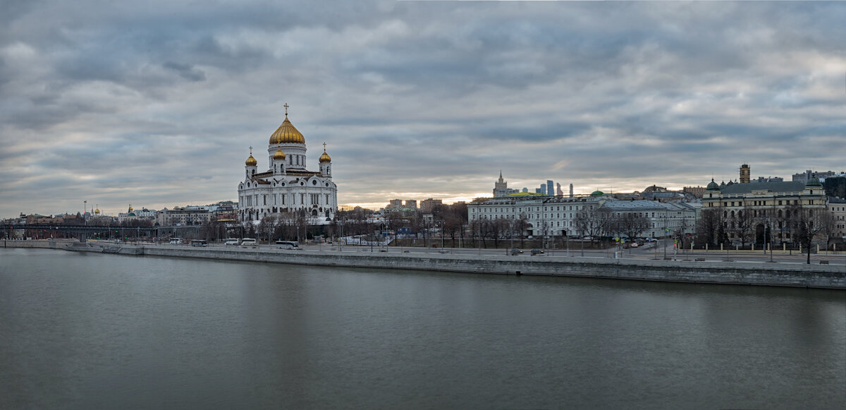 Московский вечер - Олег Пученков