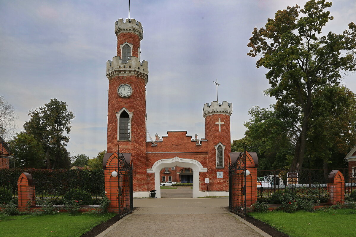 Рамонь,Замок Ольденбургских - Ninell Nikitina