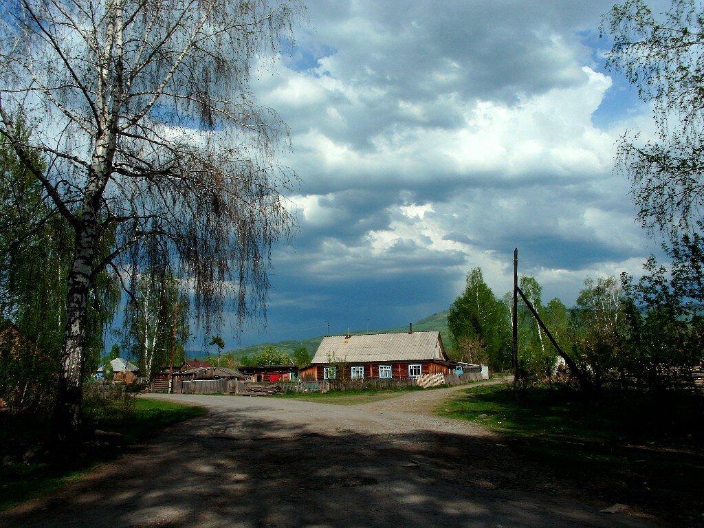 В деревне. - Сергей 