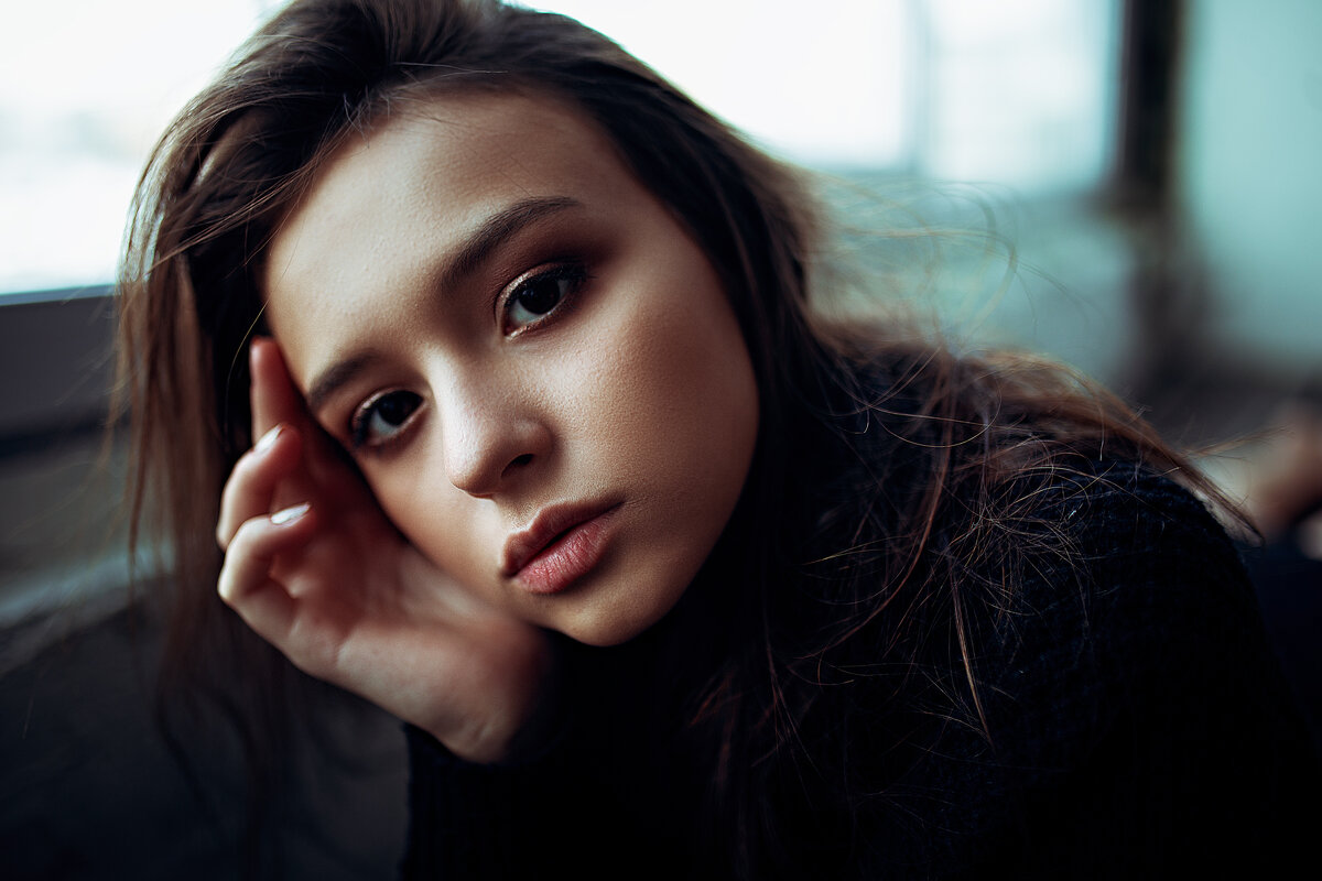 Портрет молодой девушки с мокрыми волосами - Lenar Abdrakhmanov