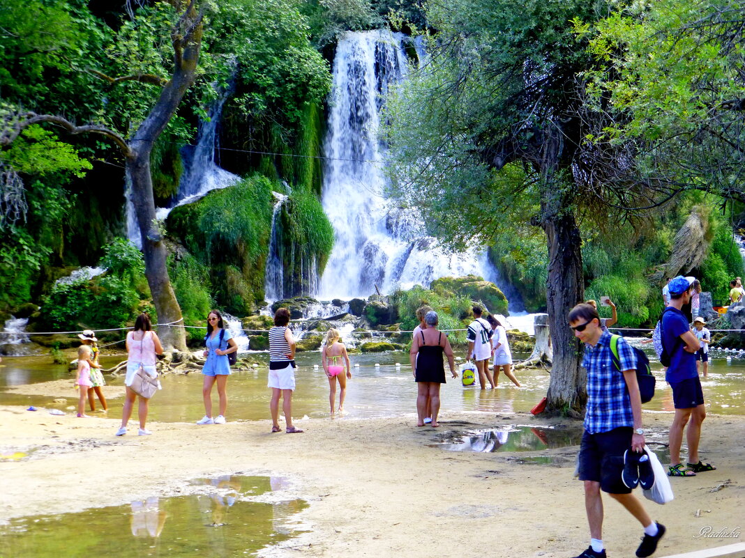 У Боснийского водопада, на солнышке - Raduzka (Надежда Веркина)