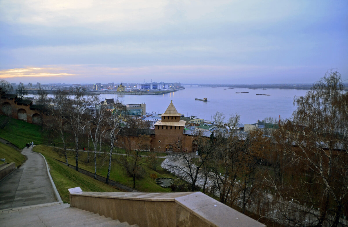 Вид на Волгу с территории Кремля - Нина Синица