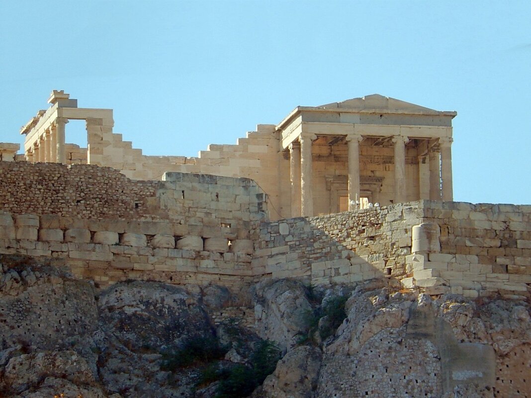 Храм Ники Аптерос на Акрополе. - Natali 