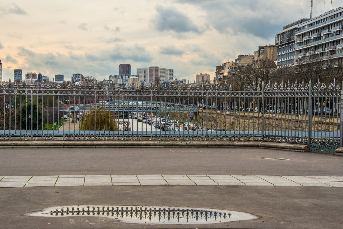 мост над каналом у площади Бастилии - Георгий А