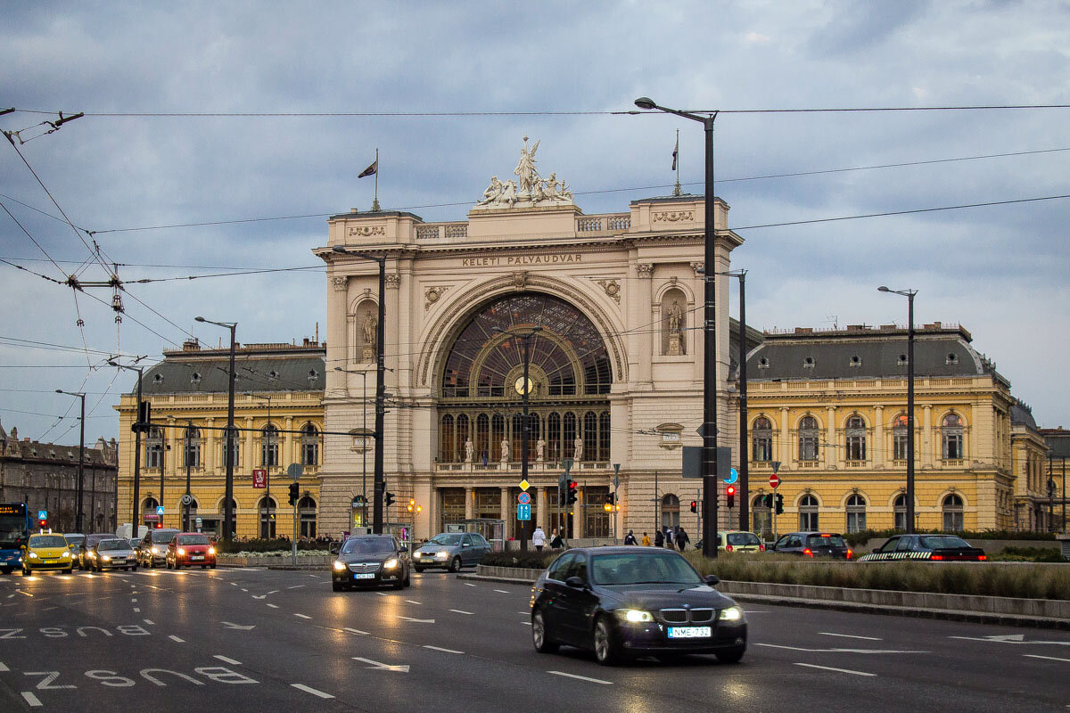 Вокзал Ке́лети (в переводе с венгерского «Восточный») - самый востребованный вокзал Будапешта. - Надежда 