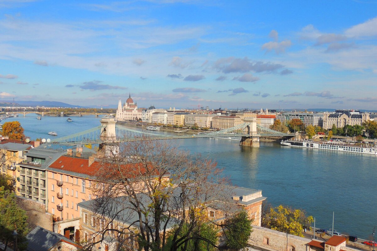 22 Панорама  Будапешта с высоты будайской крепости - Гала 