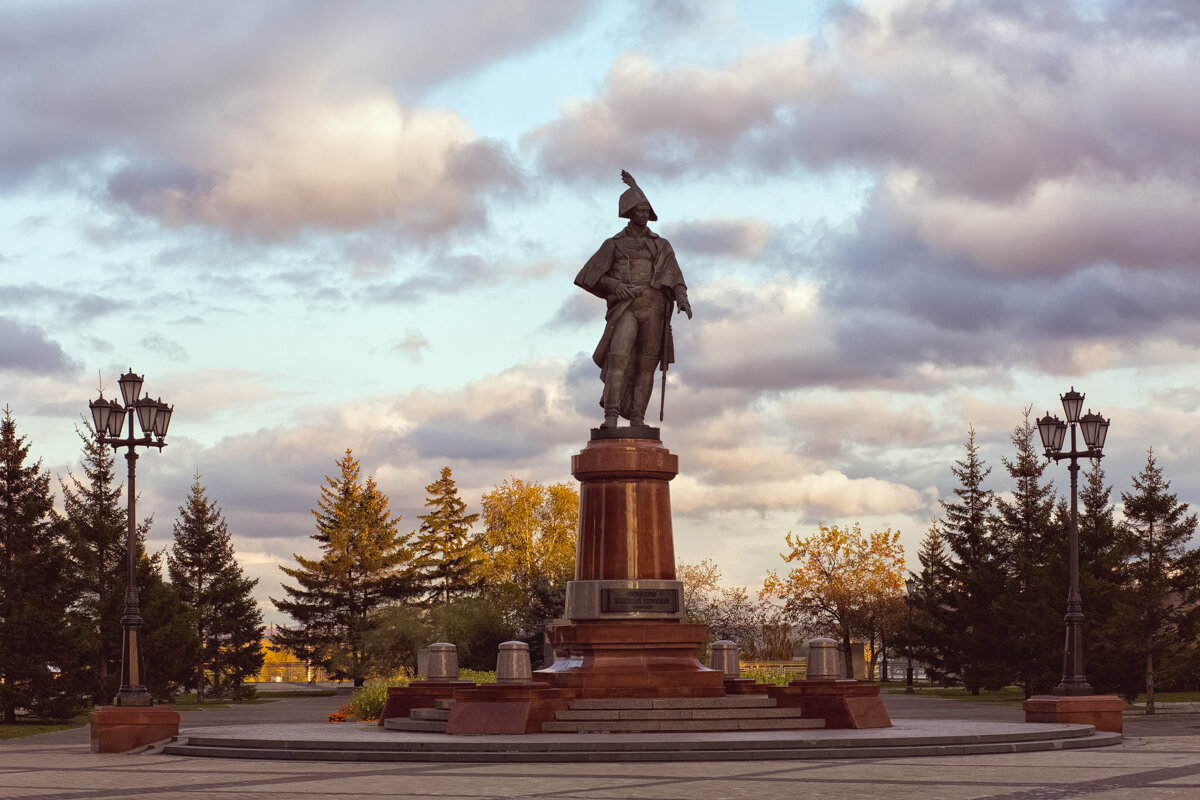 Памятник Резанову Николаю Петровичу в Красноярске (1764-1807) - Татьяна Афанасьева